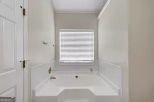 6827 Hill Creek Cove, Lithonia, GA 30058 - Photo 29