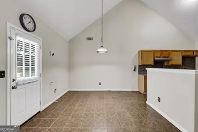 6827 Hill Creek Cove, Lithonia, GA 30058 - Photo 13