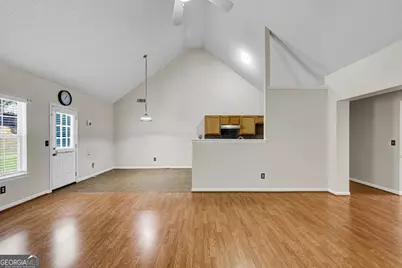 6827 Hill Creek Cove, Lithonia, GA 30058 - Photo 9