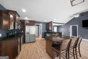176 Sandalwood Cir, Statesboro, GA 30458 - Photo 11