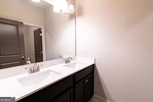5645 Pleasant Woods Dr, Flowery Branch, GA 30542 - Photo 17