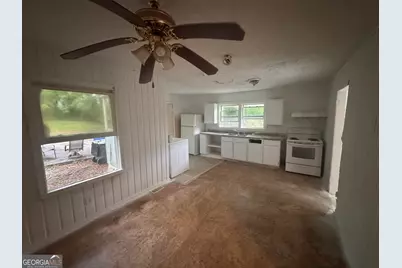 2173 Castlewood Street, East Point, GA 30344 - Photo 7