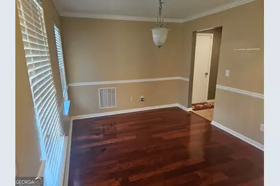 9376 Carnes Crossing Circle, Jonesboro, GA 30236 - Photo 5