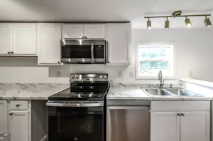 109 Maddox Rd, Carrollton, GA 30117 - Photo 7
