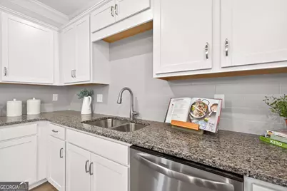 827 Crescent Drive #55, Riverdale, GA 30274 - Photo 7