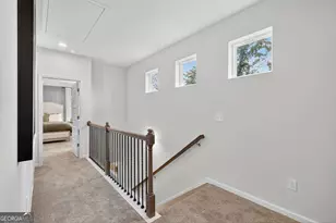 827 Crescent Dr, Riverdale, GA 30274 - Photo 19