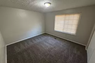 1882 Corduroy Ct, Lithonia, GA 30058 - Photo 13