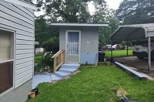 366 E Pine Lake Dr, West Point, GA 31833 - Photo 15
