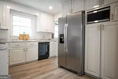 135 Tara Way, Athens, GA 30606 - Photo 11