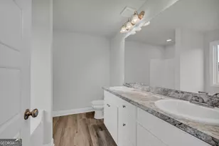 1347 S Fairview Rd, Lavonia, GA 30553 - Photo 13