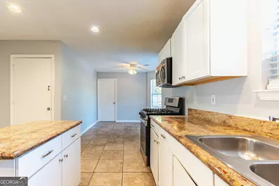 2554 Willenhall Way, Lithonia, GA 30058 - Photo 19