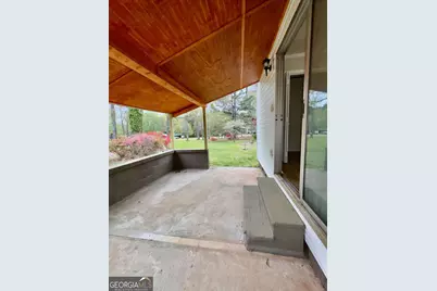 606 Viewpoint Drive, Jackson, GA 30233 - Photo 11