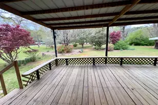 606 Viewpoint Dr, Jackson, GA 30233 - Photo 13