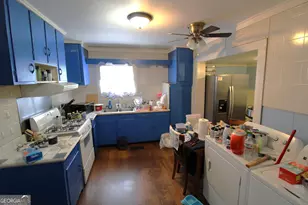 10 W Inman St, Statesboro, GA 30458 - Photo 17