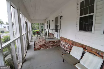 10 W Inman Street, Statesboro, GA 30458 - Photo 7