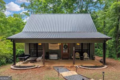 302 Gumlog Drive, Lavonia, GA 30553 - Photo 1