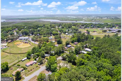 806 Ridge Road, Darien, GA 31305 - Photo 11
