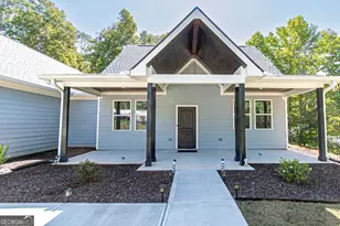 567 M L King Jr Dr, Jefferson, GA 30549 - Photo 3