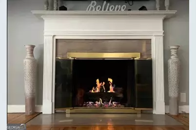 4004 Sheldon Drive NE, Atlanta, GA 30342 - Photo 5