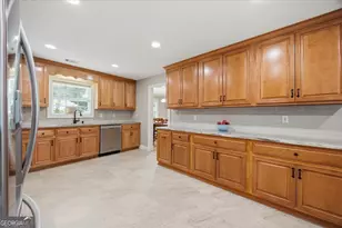 557 Aarons Cir, Gray, GA 31032 - Photo 15