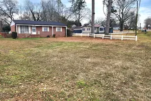 1026 Jackson Rd, Griffin, GA 30223 - Photo 3