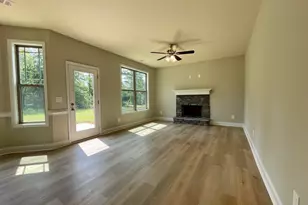 176 Country World Dr, Macon, GA 31211 - Photo 5