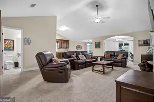 304 Highlands Dr, Winterville, GA 30683 - Photo 11