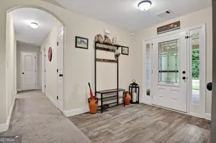 304 Highlands Dr, Winterville, GA 30683 - Photo 7