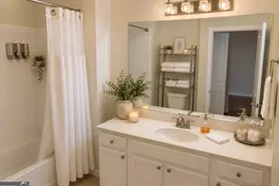 3040 Peachtree Rd NW, Atlanta, GA 30305 - Photo 5