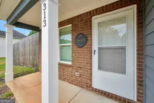 313 Sammy Cir, Griffin, GA 30223 - Photo 3