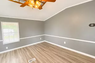 240 Bayberry Dr, Byron, GA 31008 - Photo 9