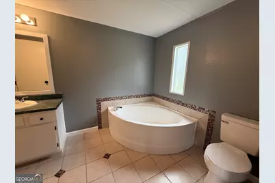 240 Bayberry Drive, Byron, GA 31008 - Photo 13