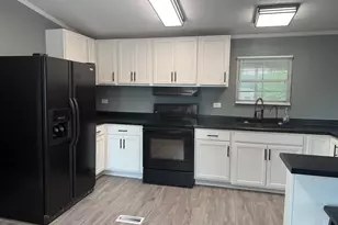 240 Bayberry Dr, Byron, GA 31008 - Photo 5