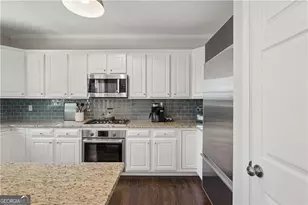 1194 Brookhaven Glen, Atlanta, GA 30319 - Photo 13