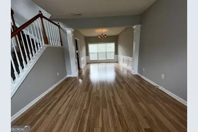 658 Glenbarrett Court NE, Marietta, GA 30066 - Photo 5