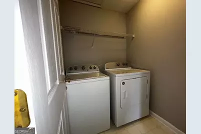 658 Glenbarrett Court NE, Marietta, GA 30066 - Photo 23