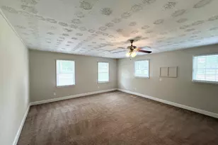 1661 N Highpoint Dr, Douglasville, GA 30134 - Photo 11