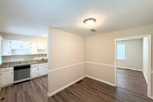 1661 N Highpoint Dr, Douglasville, GA 30134 - Photo 7