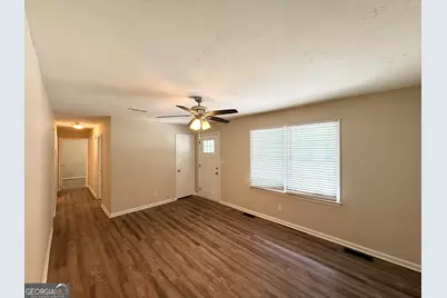 1661 N Highpoint Drive, Douglasville, GA 30134 - Photo 5