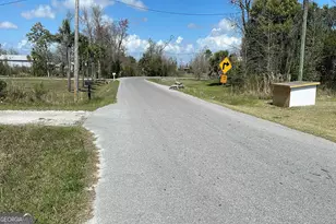 2428 Canal St, Lynn Haven, FL 32444 - Photo 5
