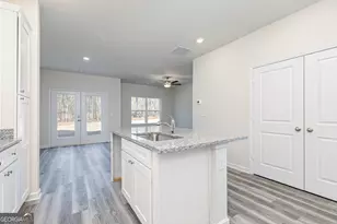 218 Rooker Dr, Lagrange, GA 30241 - Photo 5