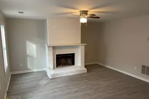 907 Silverwood Dr, Atlanta, GA 30349 - Photo 3