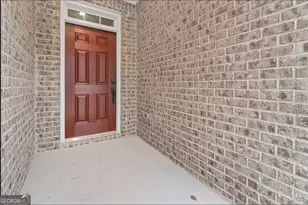 127 Vivian Ln, Peachtree City, GA 30269 - Photo 5