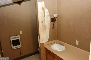 1825 Groaning Rock Rd, Commerce, GA 30530 - Photo 35