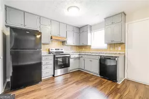 6368 Steepleridge Ct, Riverdale, GA 30296 - Photo 7