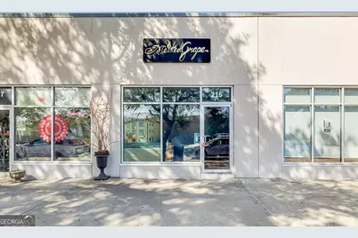 215 E Broad Street, Savannah, GA 31401 - Photo 1