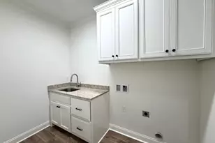 2702 Thomas St, Adel, GA 31620 - Photo 17