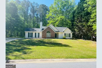 94 Malvern Hill, Sharpsburg, GA 30277 - Photo 1