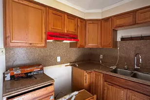 548 N Hill St, Griffin, GA 30223 - Photo 3