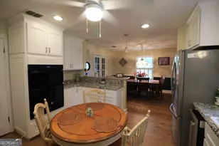 164 W Myra St, Alma, GA 31510 - Photo 7